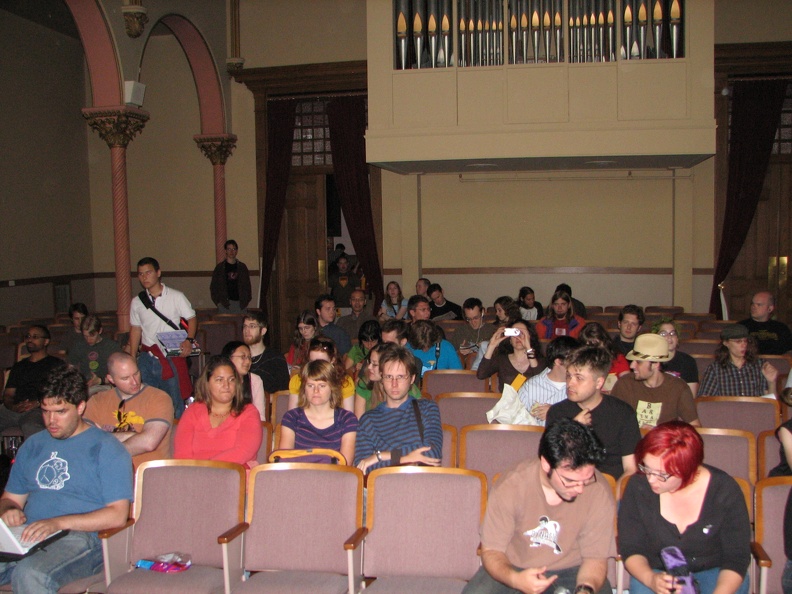 Crowd for Webcomics Panel.JPG