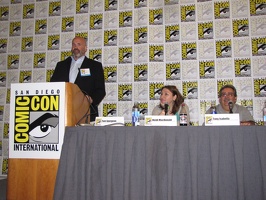 Family Feud - The Comics Blogging Panel - Tom Spurgeon, Heidi MacDonald and Tony Isabella