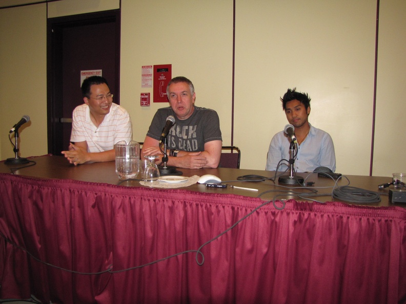 Shop Talk with Philip Tan, Barry Kitson and Francis Manapul 2.JPG